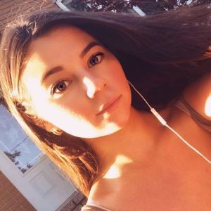 Meet your Posher, Veronica